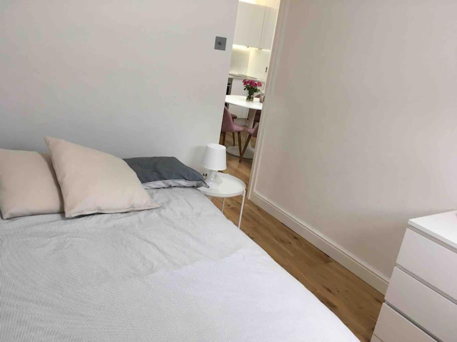 Newly Refurbished 2-Bedroom Flat In Notting Hill London Ngoại thất bức ảnh